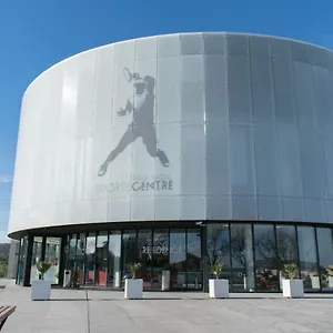 Rafa Nadal 3* Manacor (Mallorca)